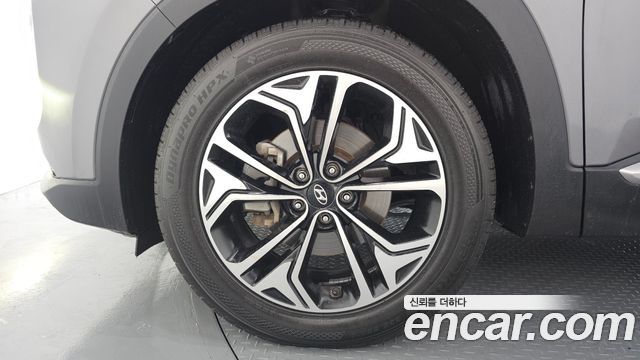 Hyundai Santafe TM Diesel 2.2 2WD Prestige - фото 4