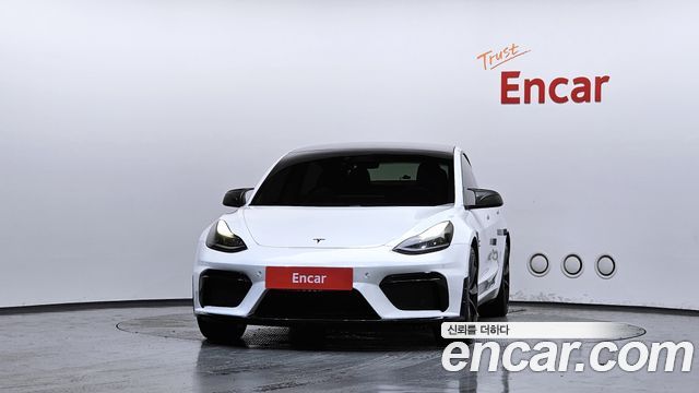Tesla Model 3 Long Range AWD - фото 2
