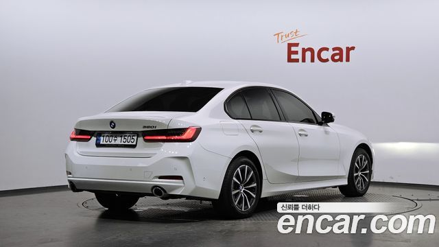 BMW 3-Series G20 320i - фото 1