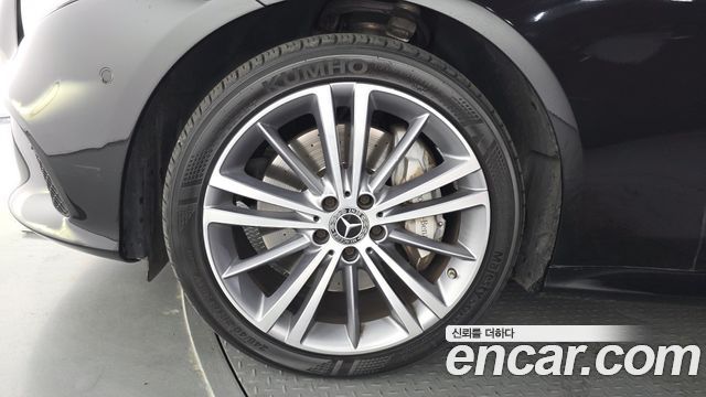 Mercedes-Benz CLS-Class C257 CLS400d 4MATIC - фото 4