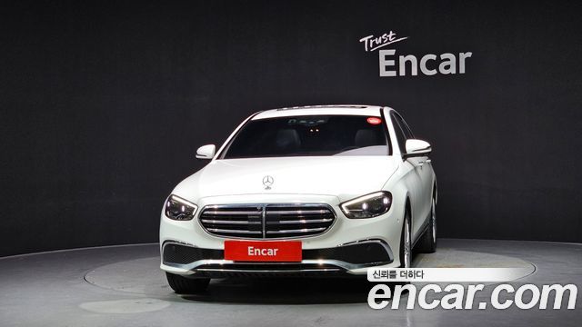 Mercedes-Benz E-Class W213 E220d 4MATIC Exclusive - фото 2