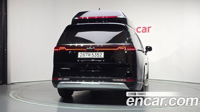 Kia Carnival 4-го поколения Gasoline 4-Seater Hi-Limousine Signature - фото 2