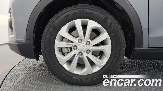 SsangYong Tivoli Gasoline 1.5 2WD V3 - фото 3