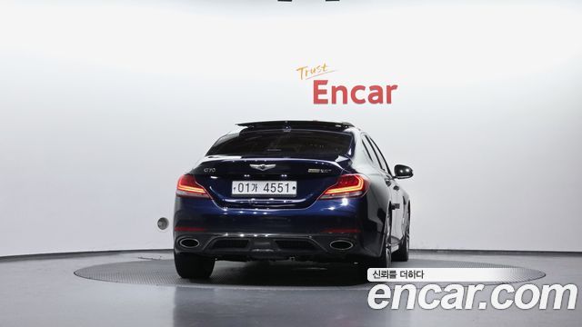 Genesis G70 2.0T Sport Package - фото 3