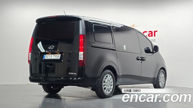 Hyundai Staria Cargo 5-Seater Modern - фото 0