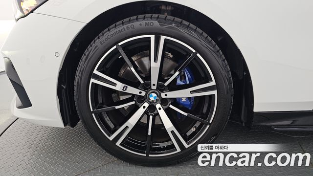 BMW 5-Series G60 530i xDrive M Sport - фото 3