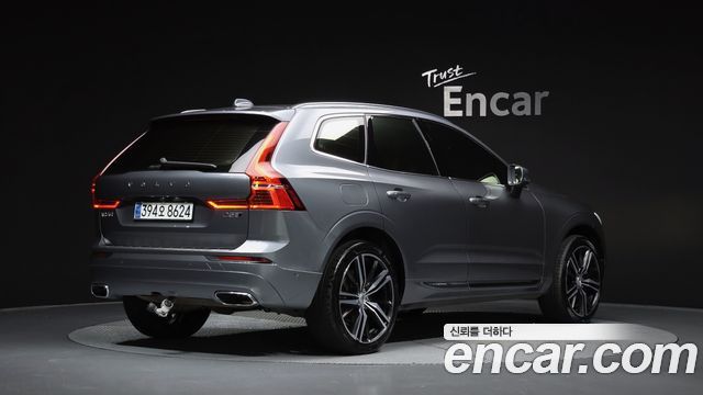 Volvo XC60 2-го поколения D5 Inscription - фото 1