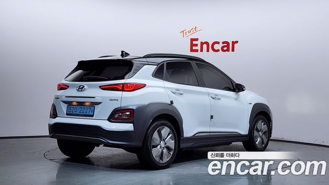 Hyundai Kona Premium - фото 1