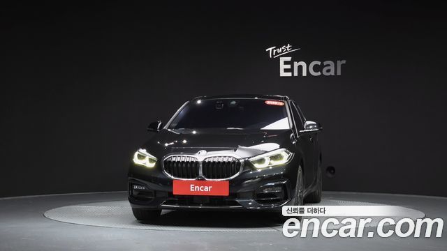 BMW 1-Series F40 120i Sports - фото 2