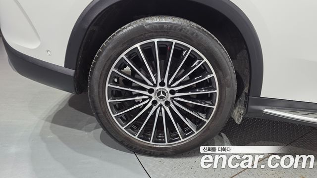 Mercedes-Benz GLC-Class X254 GLC300 4MATIC AMG Line - фото 4