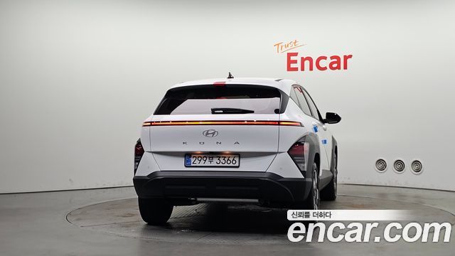 Hyundai Kona SX2, гибрид Modern Plus - фото 3