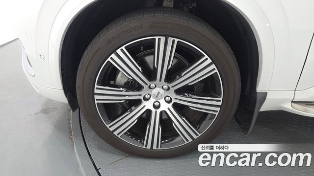 Volvo XC90 2-го поколения T8 Ultimate Bright Hybrid - фото 4