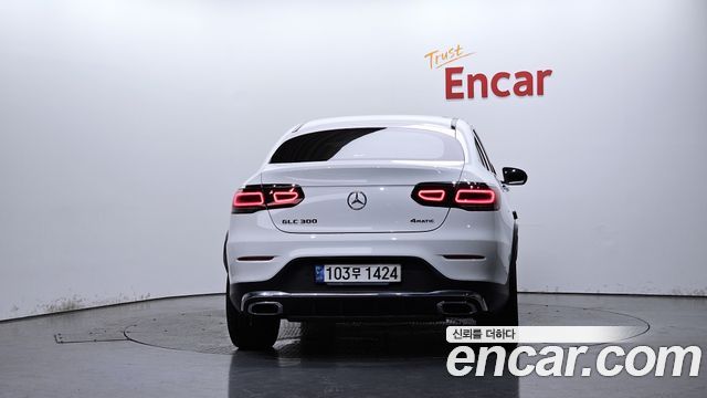 Mercedes-Benz GLC-Class X253 GLC300 4MATIC Premium Coupe - фото 3