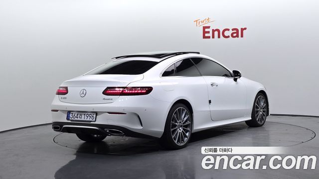 Mercedes-Benz E-Class W213 E450 4MATIC Coupe - фото 1
