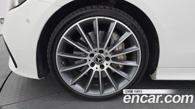 Mercedes-Benz E-Class W213 E450 4MATIC Coupe - фото 4