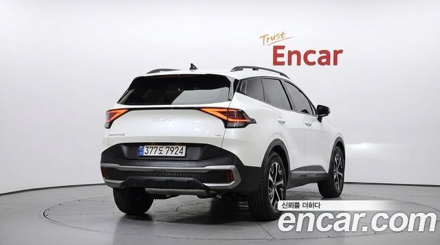 Kia Sportage 5-го поколения, гибрид Signature Gravity 2WD - фото 3