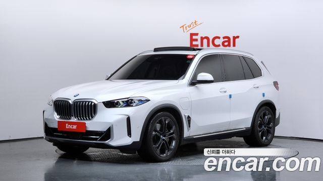 BMW X5 G05 xDrive 50e xLine - фото 0