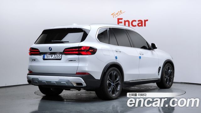 BMW X5 G05 xDrive 50e xLine - фото 1