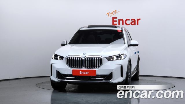 BMW X5 G05 xDrive 50e xLine - фото 2