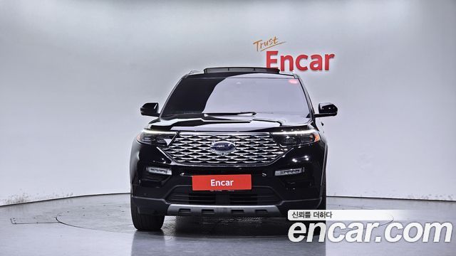 Ford Explorer 6-го поколения 3.0 Platinum 4WD - фото 2