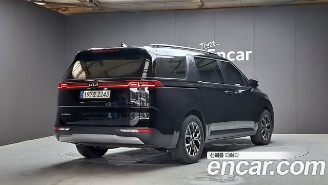 Kia Carnival 4-го поколения 9-Seater Prestige - фото 1