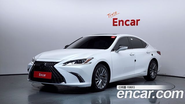 Lexus ES 7-го поколения Luxury Plus - фото 0