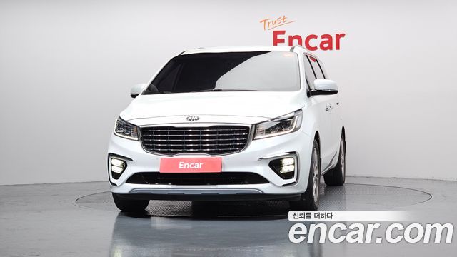 Kia Carnival Новый 7-Seater Limousine VIP - фото 2