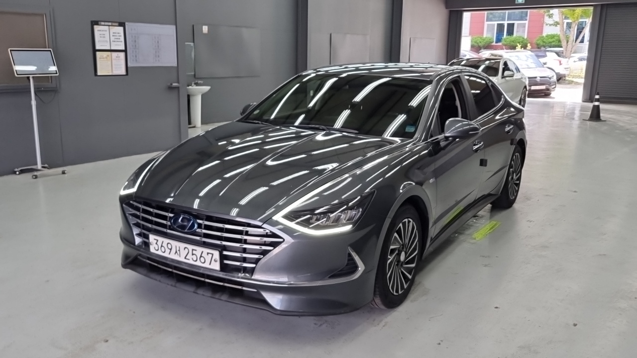 Hyundai Sonata DN8, гибрид Premium - фото 0