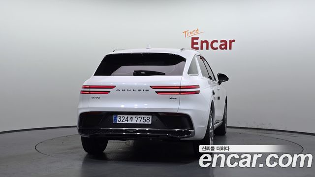 Genesis GV70 2.5T Gasoline AWD - фото 3