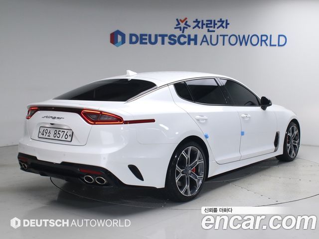 Kia Stinger 2.0 Turbo 2WD Platinum - фото 1