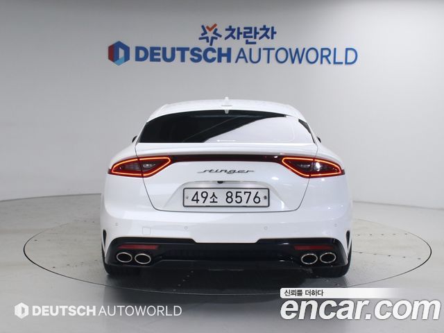 Kia Stinger 2.0 Turbo 2WD Platinum - фото 3
