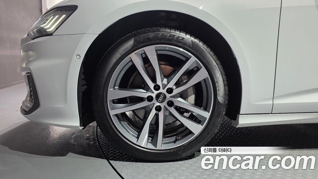 Audi A6 C8 45 TFSI Premium - фото 4