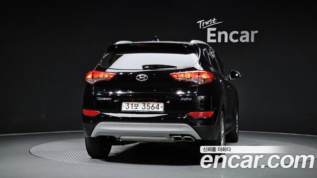 Hyundai Tucson Совершенно новый Diesel 2.0 2WD Modern - фото 3
