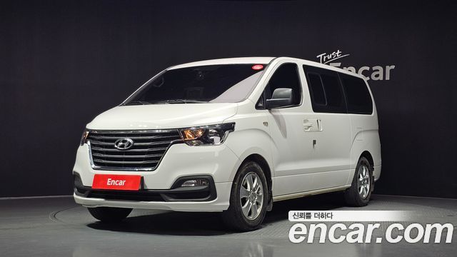 Hyundai Starex Новый Wagon 12-Seater Modern - фото 0