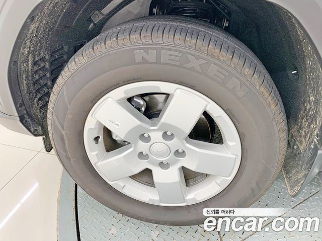 SsangYong Musso Q300 Gasoline 2.0 4WD M7 Grand Style - фото 4