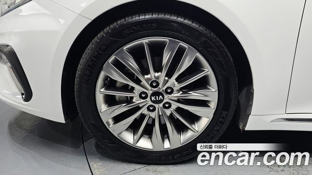 Kia K5 Новый 2-го поколения 2.0 Noblesse - фото 4