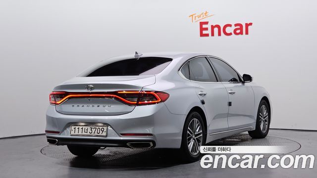 Hyundai Grandeur IG 2.4 Modern - фото 1