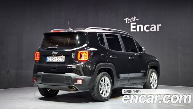 Jeep Renegade 2.4 Limited - фото 1