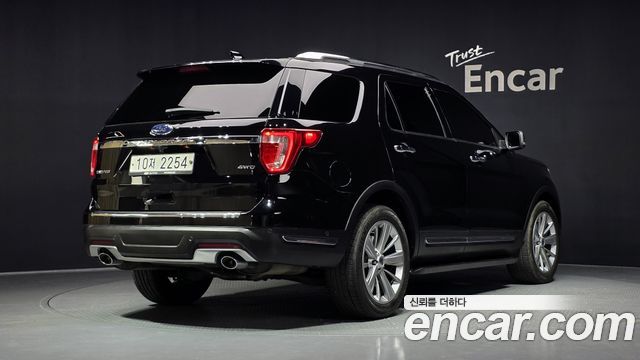 Ford Explorer 3.5 Limited 4WD 5th - фото 1