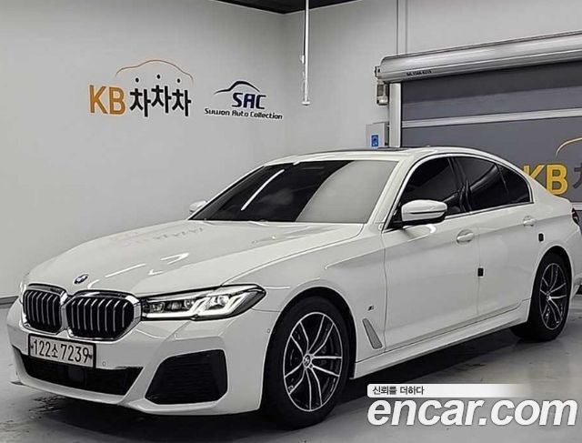 BMW 5-Series G30 520i M Sport - фото 0