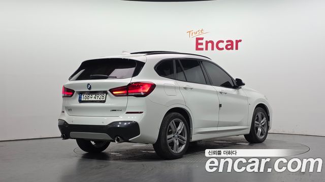 BMW X1 F48 xDrive 18d M Sport - фото 1