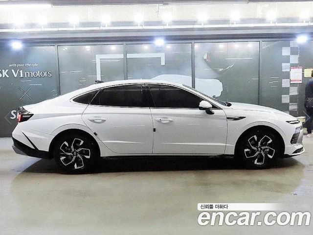 Hyundai Sonata DN8 2.0 Premium - фото 1