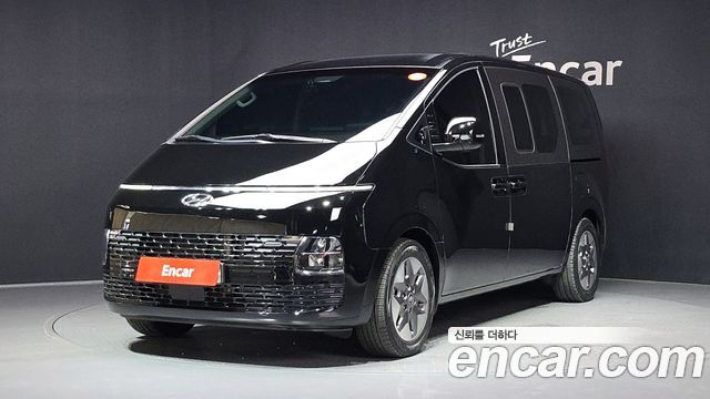 Hyundai Staria Tourer 11-Seater Modern - фото 0