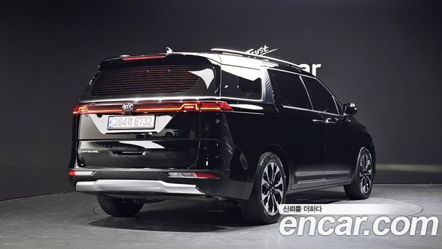 Kia Carnival 4-го поколения 9-Seater Noblesse - фото 1