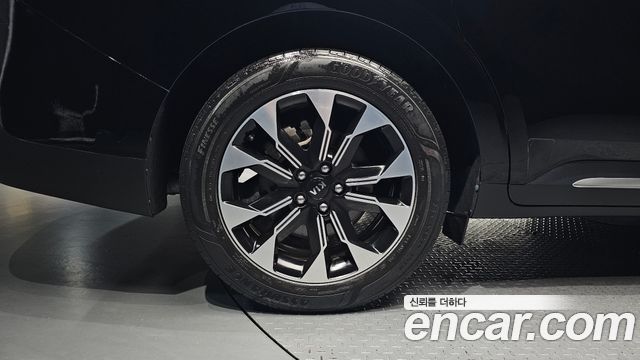 Kia Carnival 4-го поколения 9-Seater Noblesse - фото 4