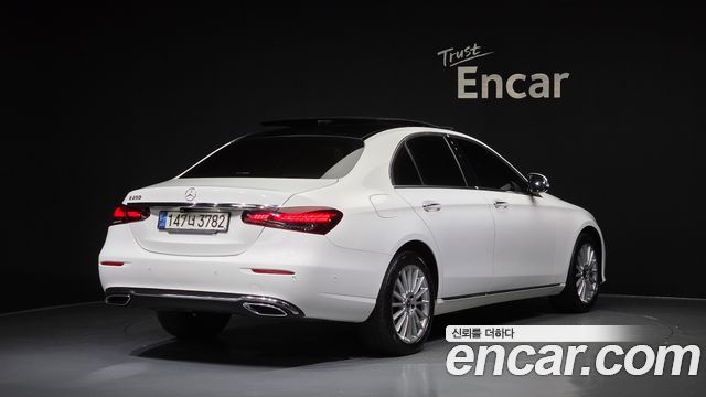 Mercedes-Benz E-Class W213 E250 Exclusive - фото 1