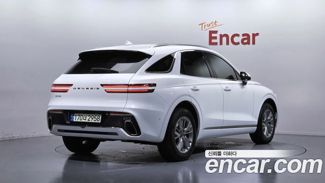 Genesis GV70 2.5T Gasoline 2WD - фото 1
