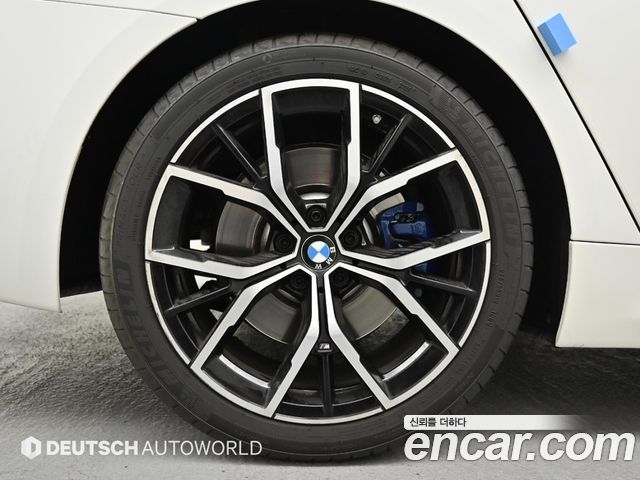 BMW 5-Series G30 530i xDrive M Sport Package - фото 4