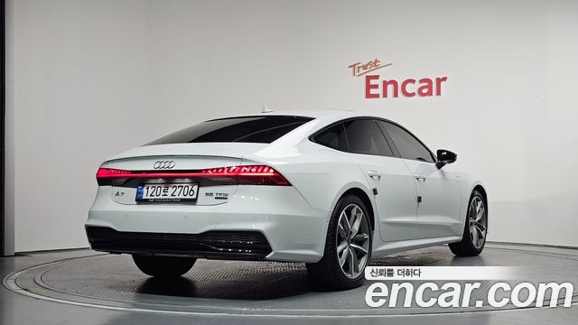 Audi A7 55 TFSI Quattro Premium - фото 0