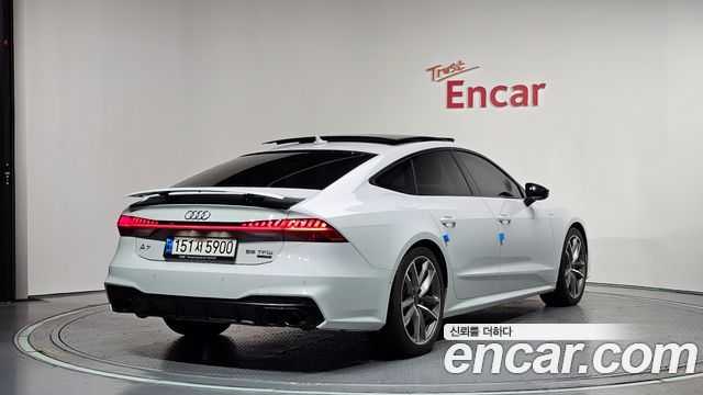 Audi A7 55 TFSI Quattro Premium - фото 1